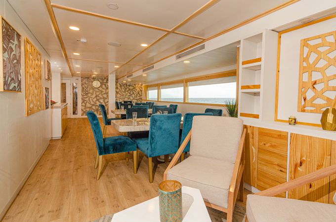 Custom Built Yacht | Domenica