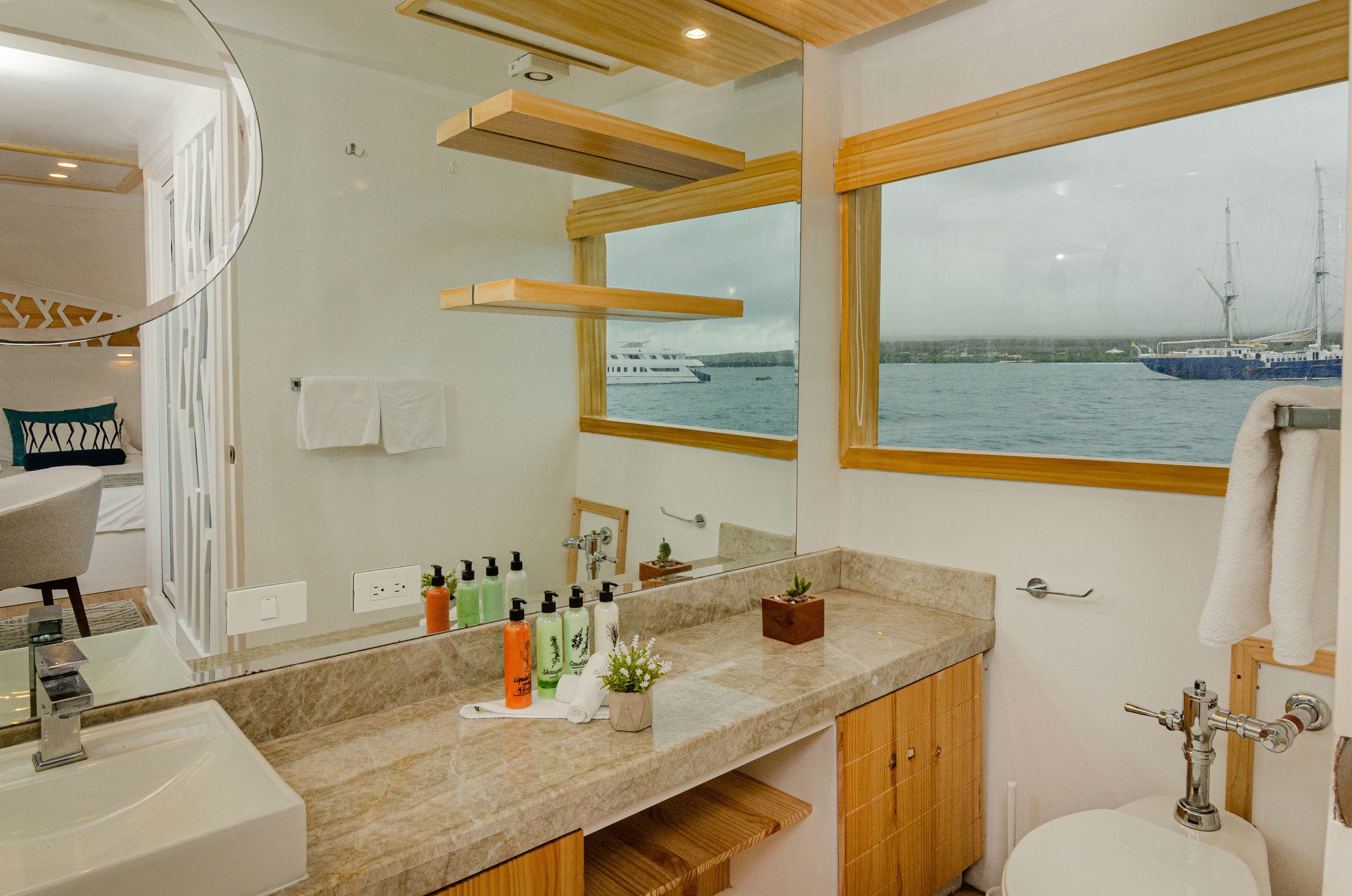 Custom Built Yacht | Domenica