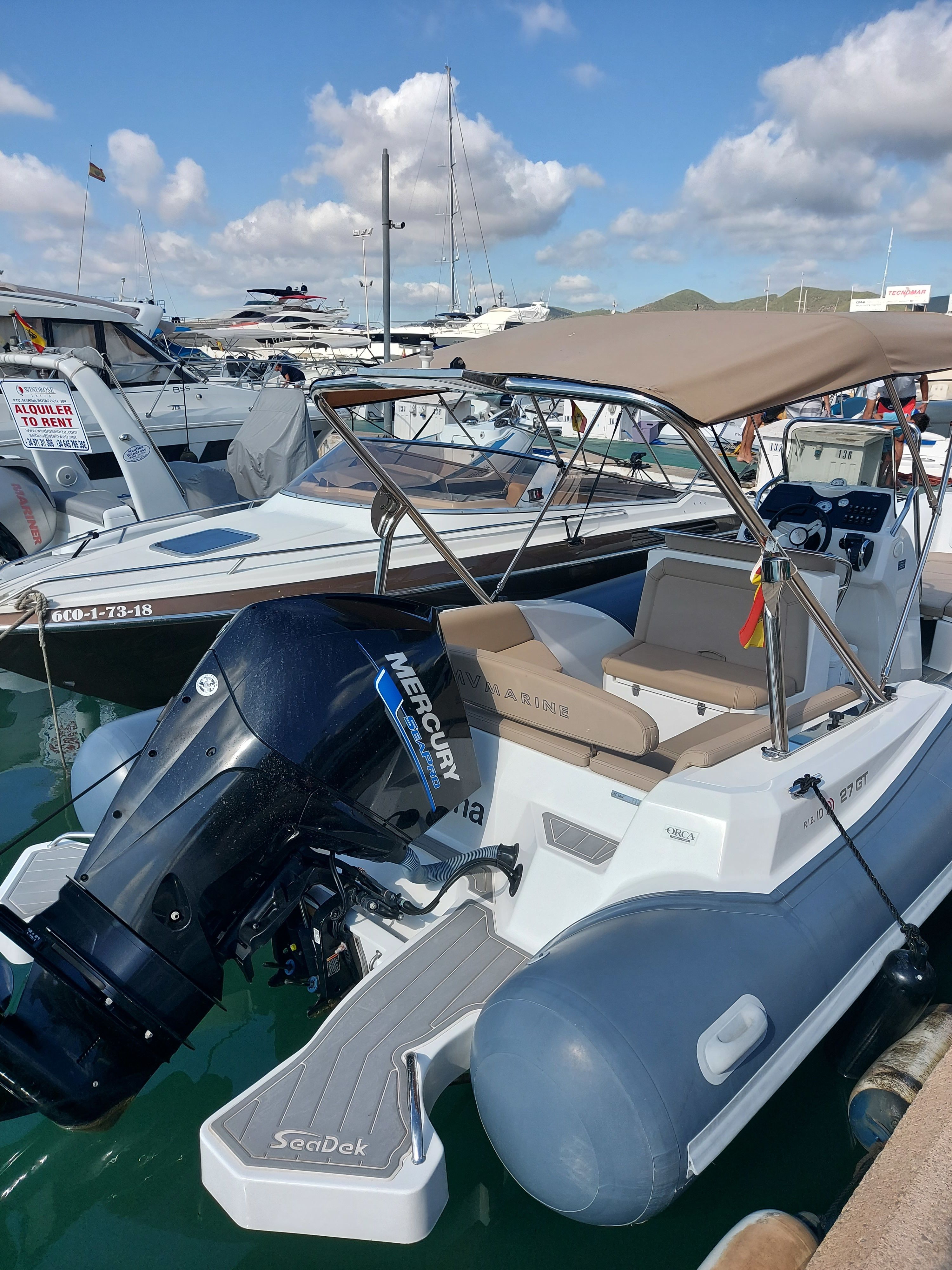 MV Marine 25 | Kona