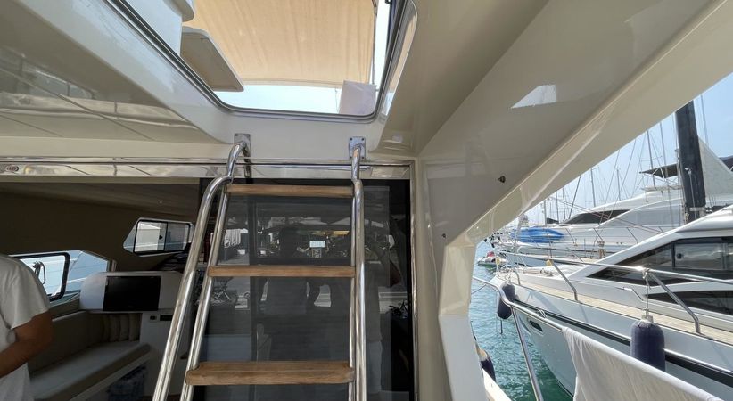 Custom Built Yacht | Sea Shell