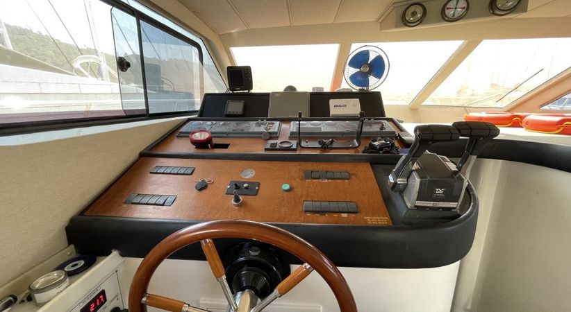 Custom Built Yacht | Sea Shell