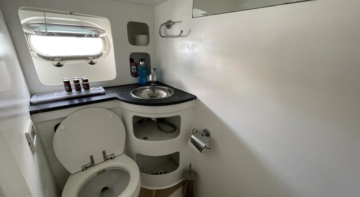 Custom Built Yacht | Sea Shell