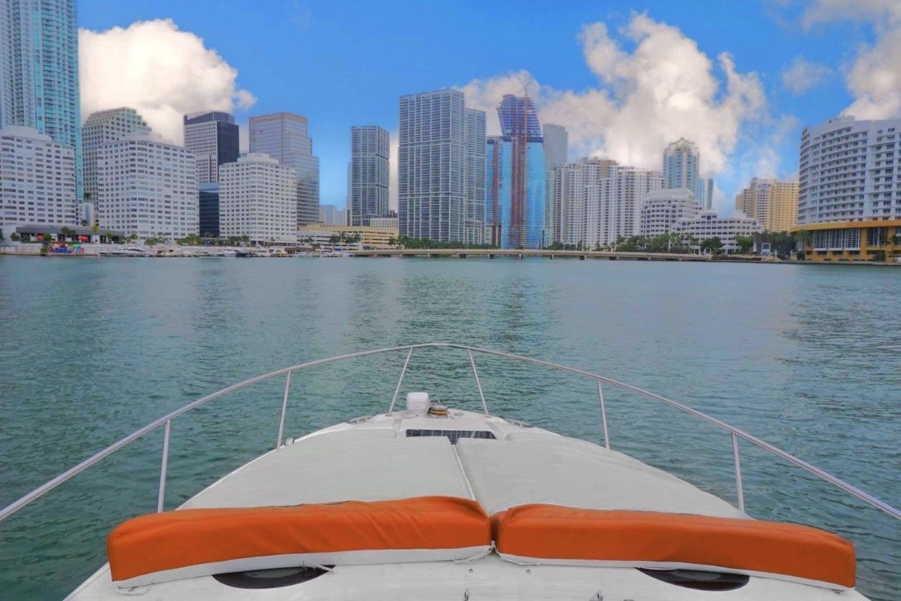 Sea Ray 330 | Paradise 1