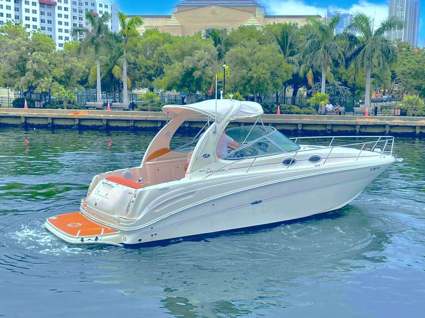Sea Ray 330 | Paradise 1