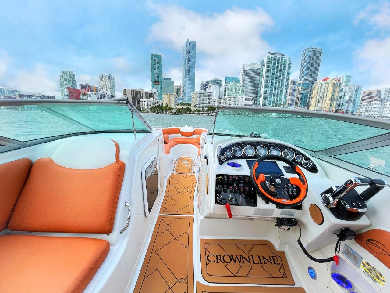 Crownline 315 | Paradise 2