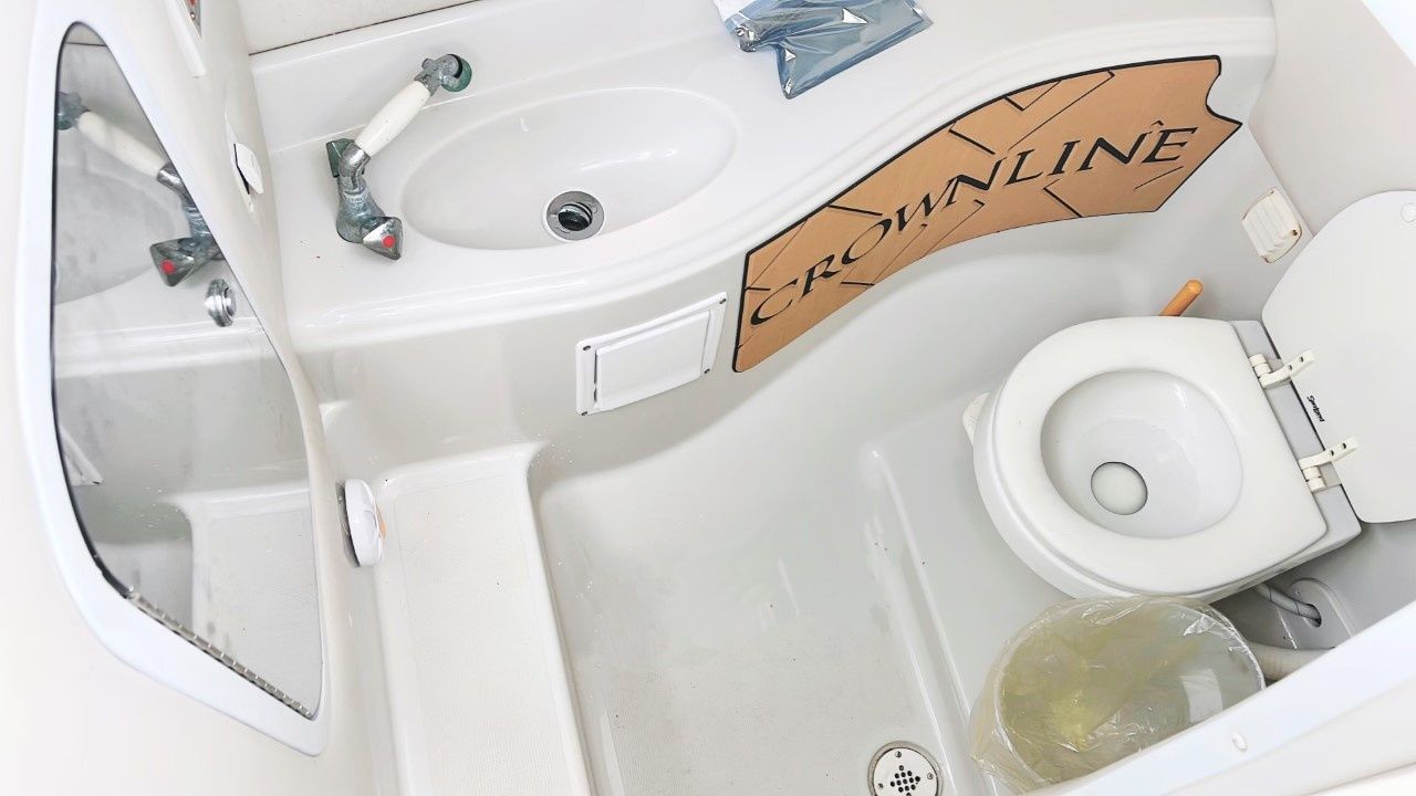 Crownline 315 | Paradise 2