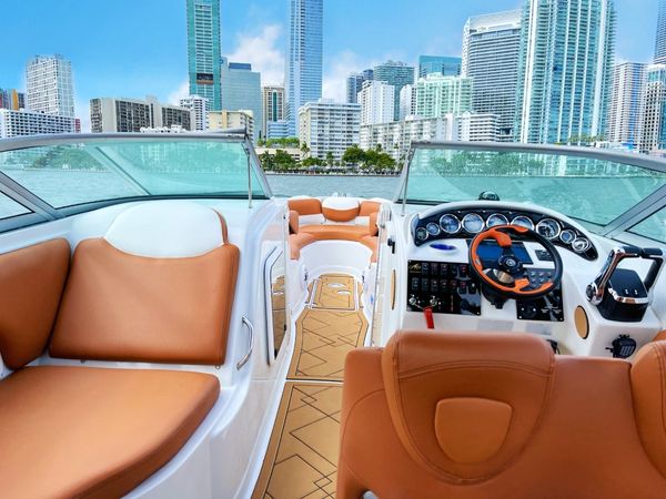 Crownline 315 | Paradise 2