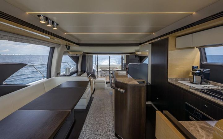 Azimut 66 | Le Grand Bleu