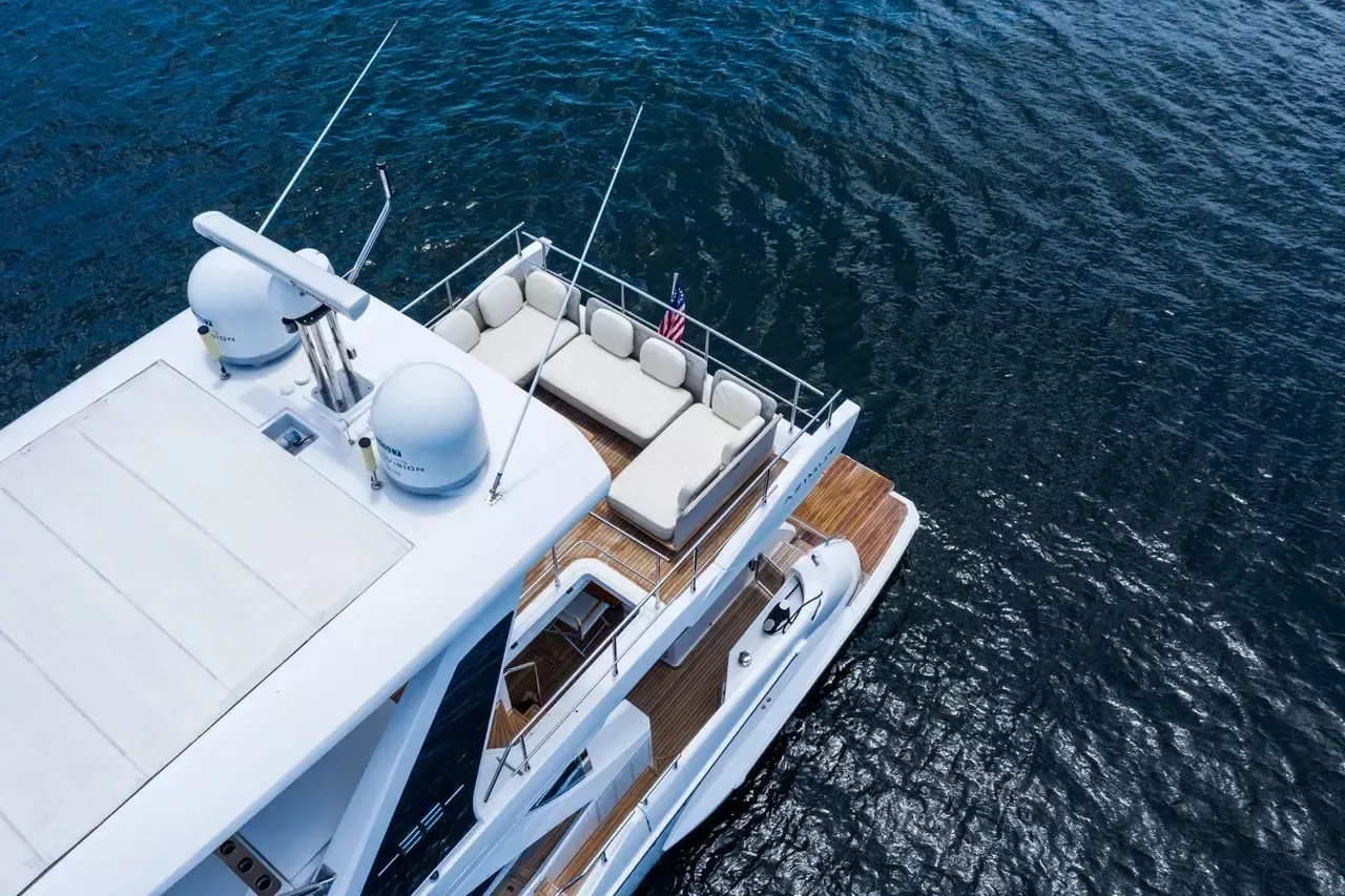 Azimut 66 | Le Grand Bleu