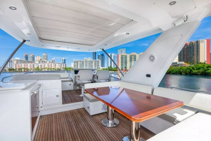 Azimut 66 | Le Grand Bleu