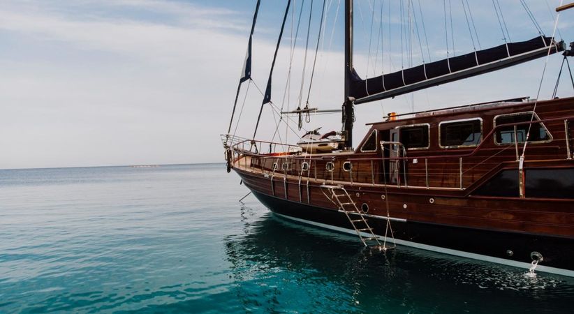 Gulet 89 | Capricorn 1