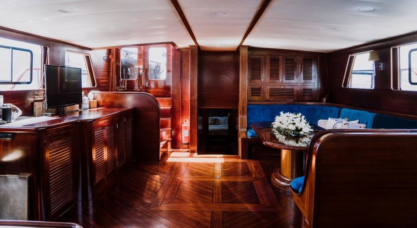 Gulet 89 | Capricorn 1