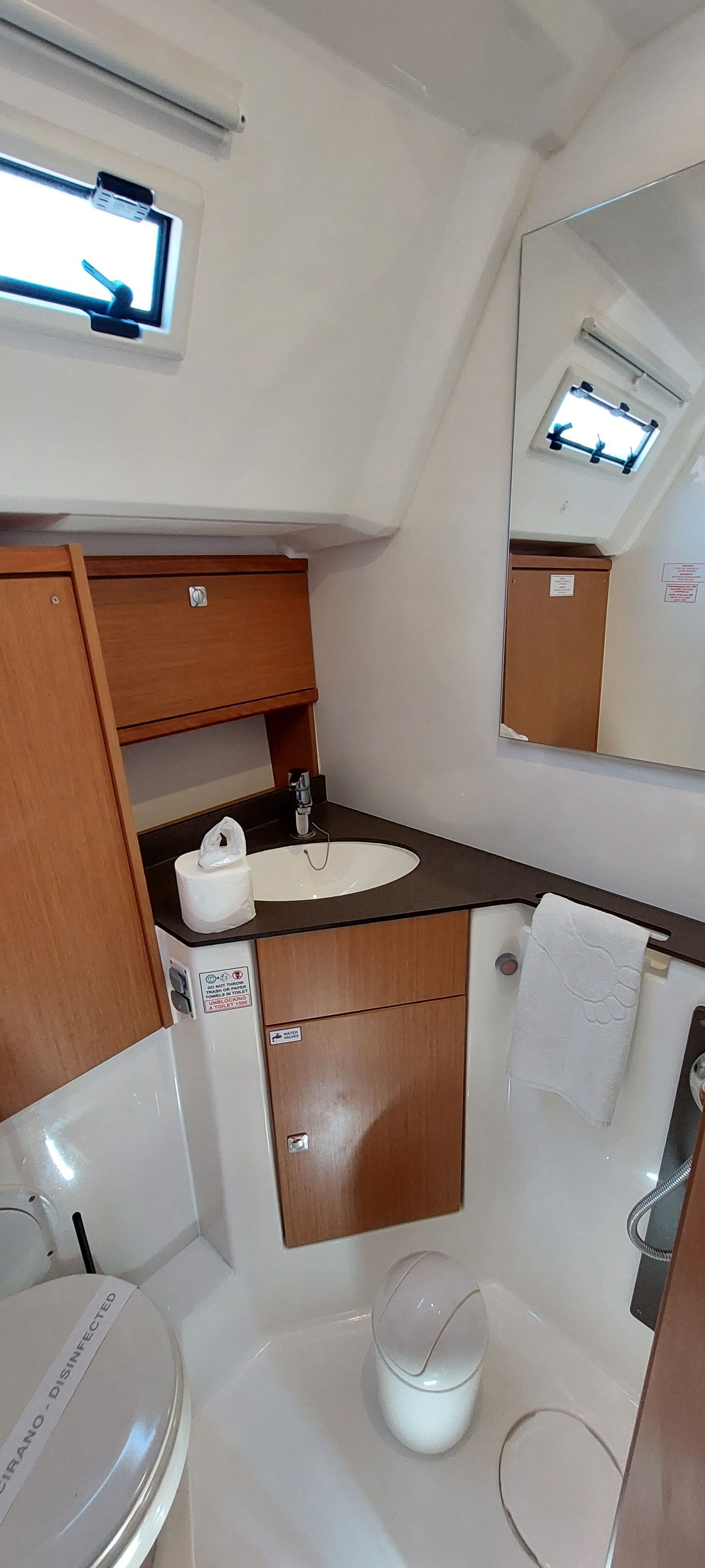 Bavaria Cruiser 46 | Sunny Point