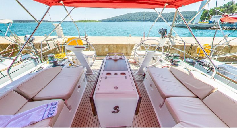 Beneteau Oceanis 51.1 | South Point