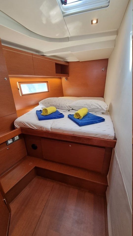 Beneteau Oceanis 51.1 | South Point