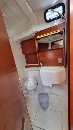 Beneteau Oceanis 51.1 | South Point