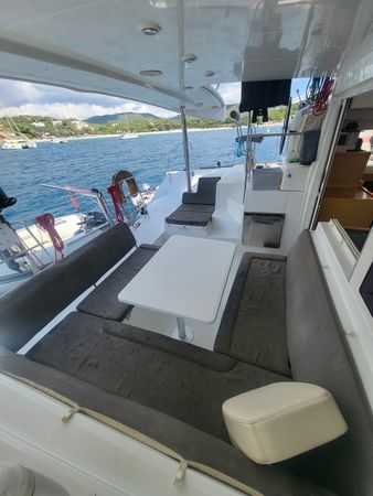 Lagoon 400 S2 | Aero