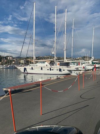 Porsius Motorsailer | White Star