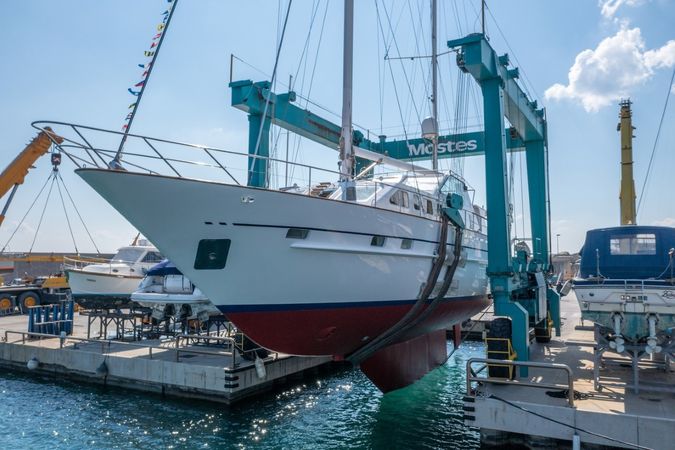 Porsius Motorsailer | White Star