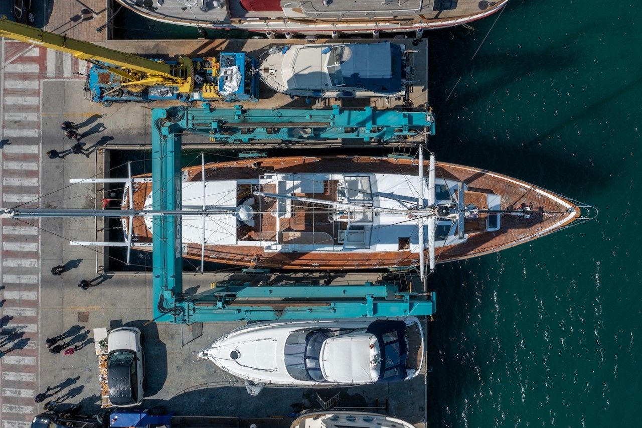 Porsius Motorsailer | White Star