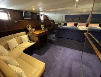 Porsius Motorsailer | White Star