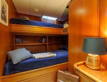 Porsius Motorsailer | White Star