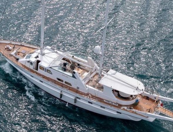 Porsius Motorsailer | White Star