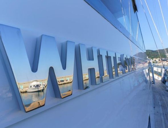 Porsius Motorsailer | White Star