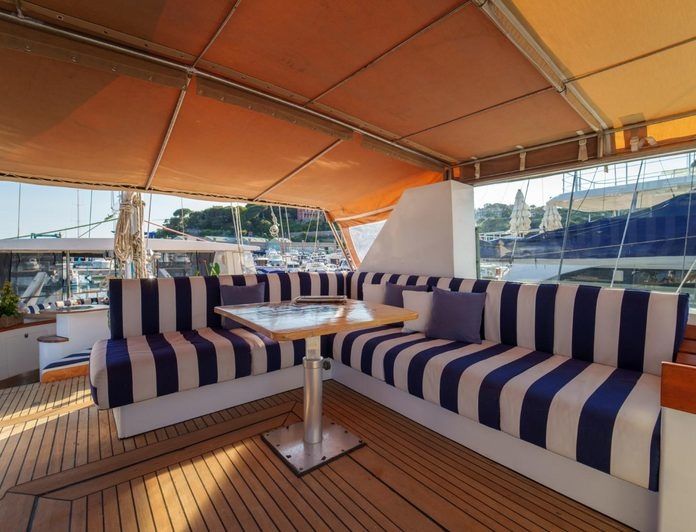 Porsius Motorsailer | White Star