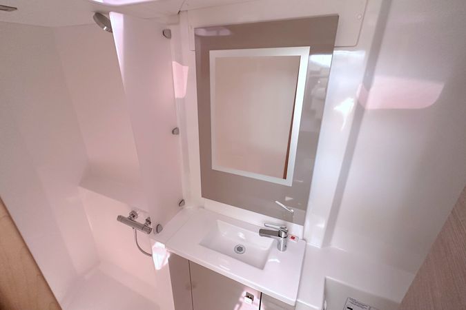 Fountaine Pajot Isla 40 | Laja