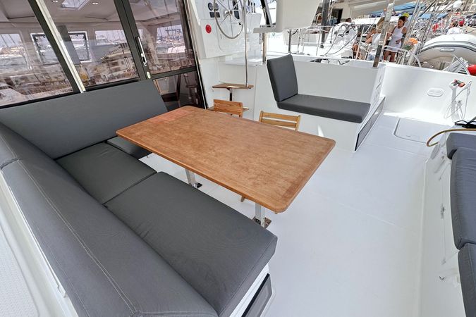Fountaine Pajot Isla 40 | Laja