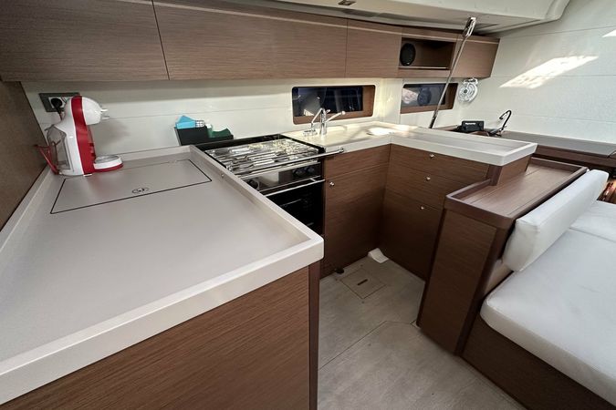 Beneteau Oceanis 51.1 | Flipper
