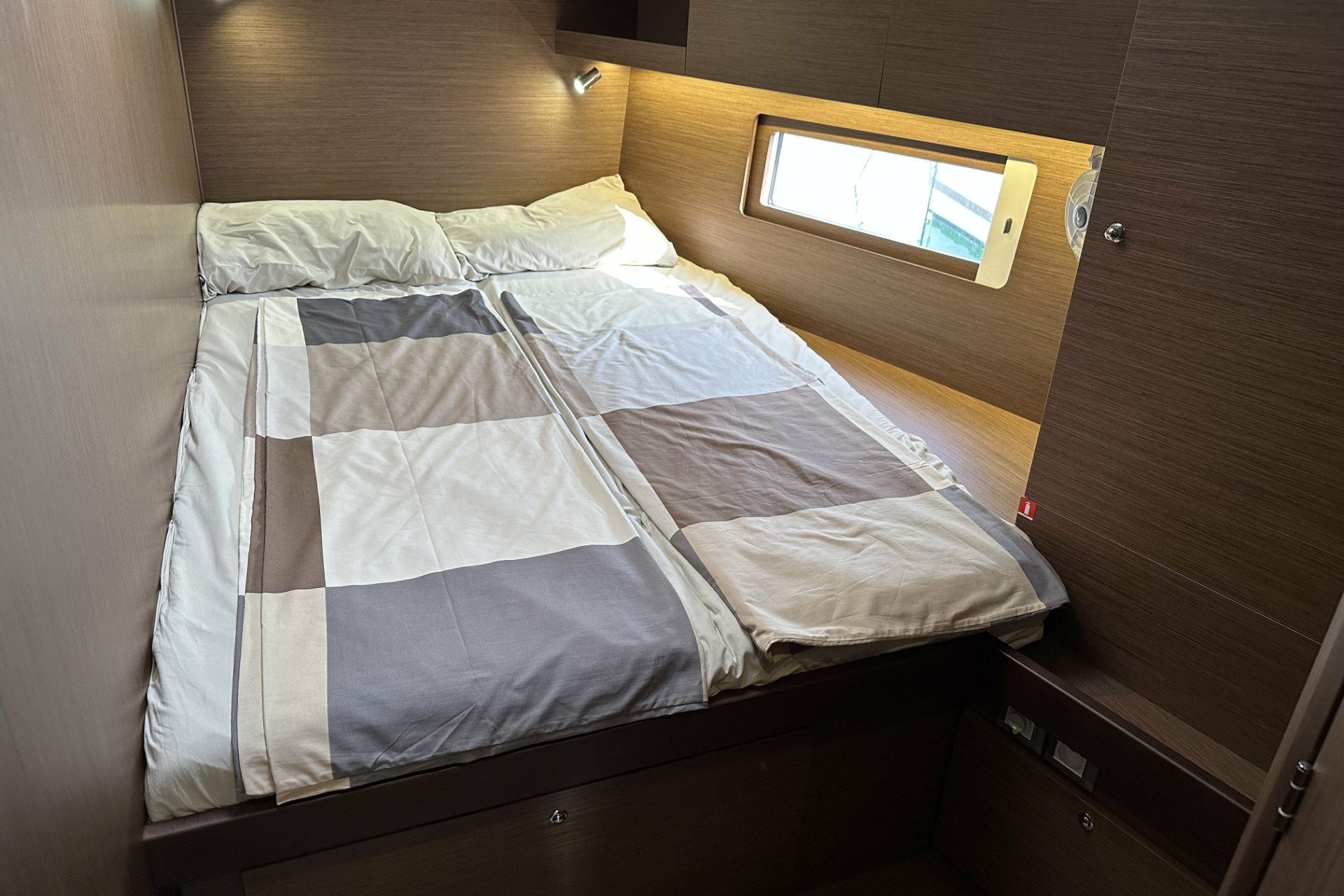 Beneteau Oceanis 51.1 | Flipper