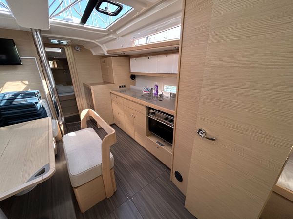 Dufour 430 | Whiskey