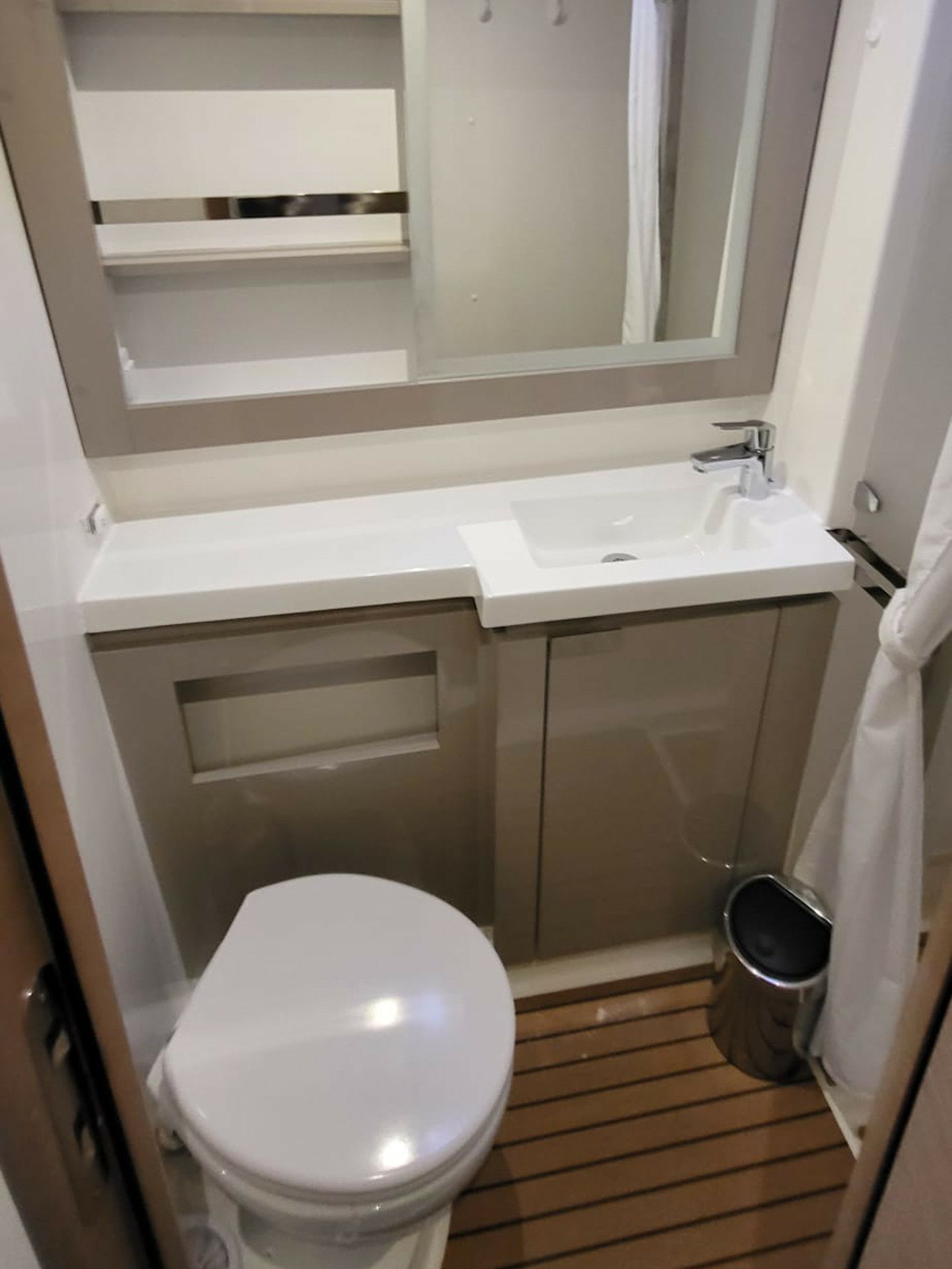 Fountaine Pajot Elba 45 | Balu