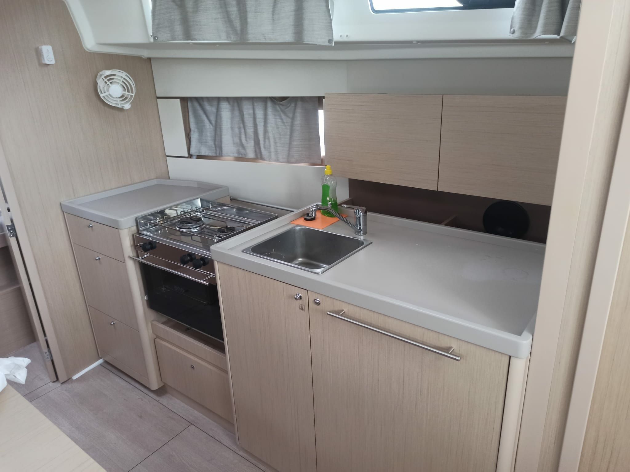 Beneteau Oceanis 38.1 | Tamara