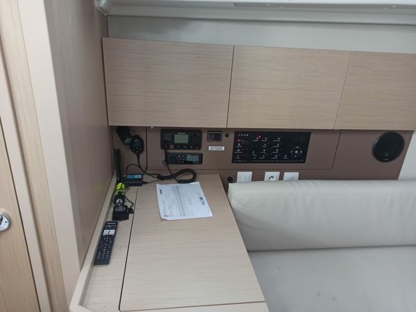 Beneteau Oceanis 38.1 | Tamara