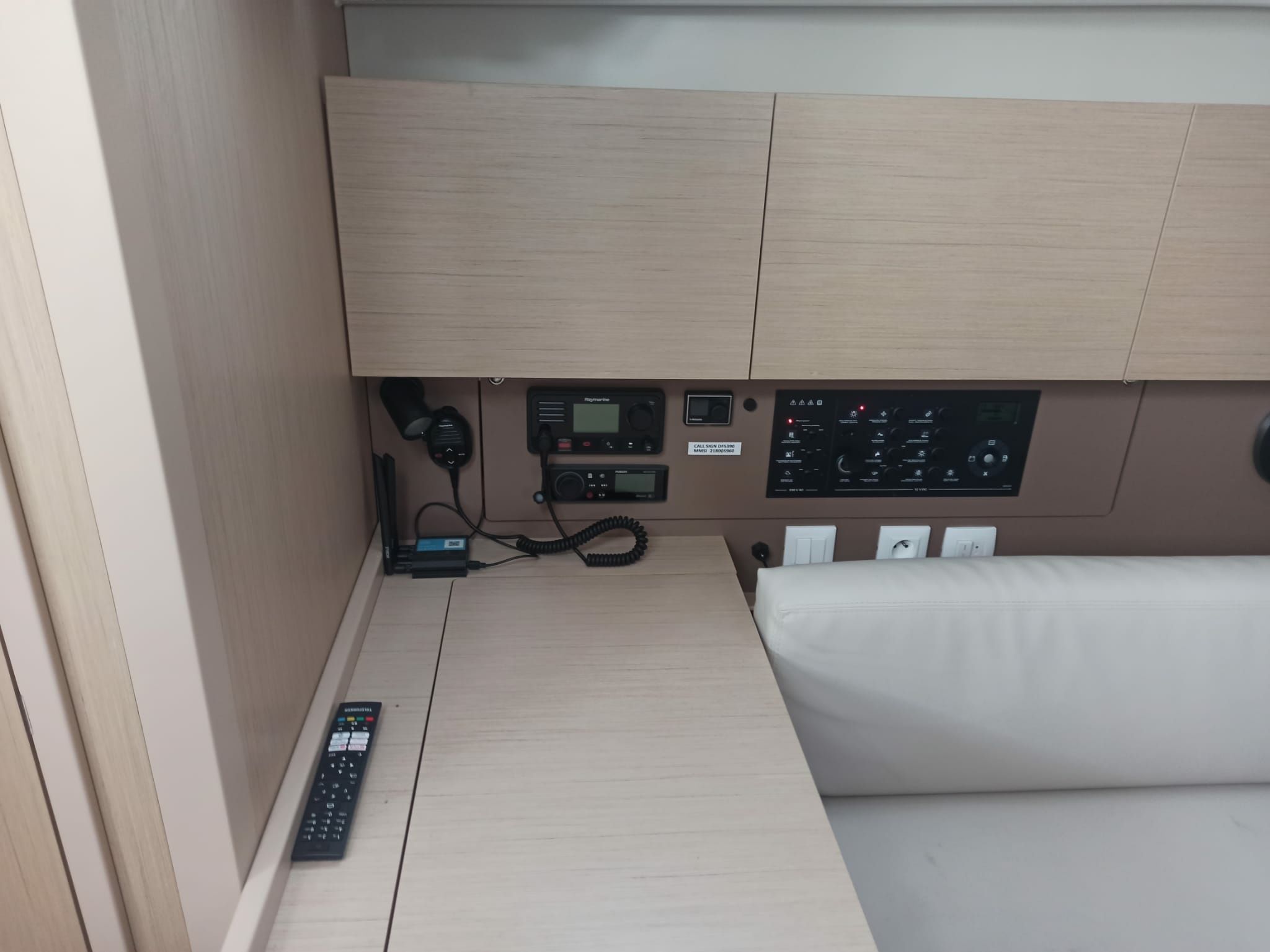 Beneteau Oceanis 38.1 | Tamara