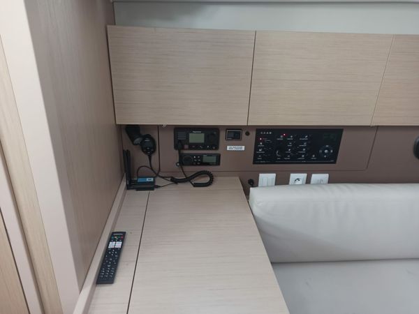 Beneteau Oceanis 38.1 | Tamara
