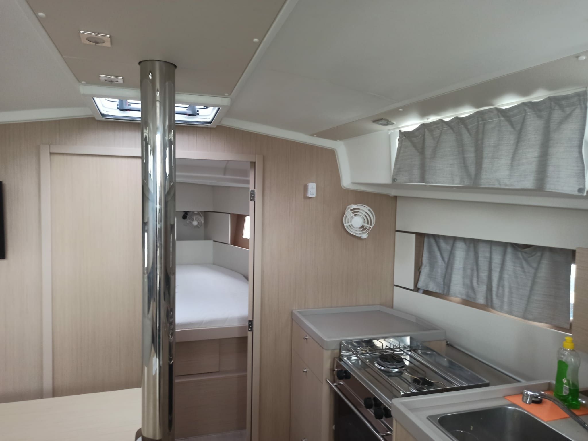 Beneteau Oceanis 38.1 | Tamara