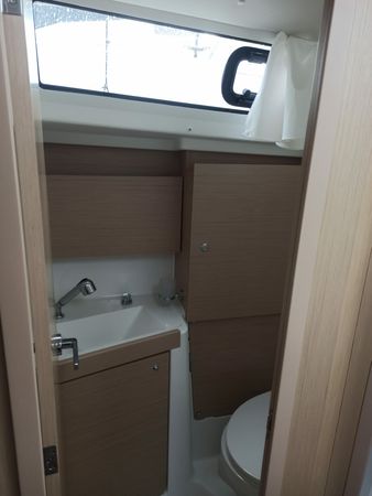 Beneteau Oceanis 38.1 | Tamara