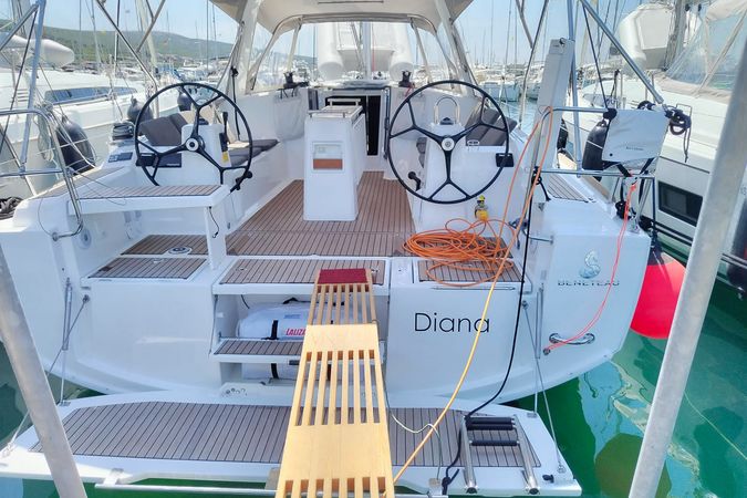 Beneteau Oceanis 38.1 | Diana