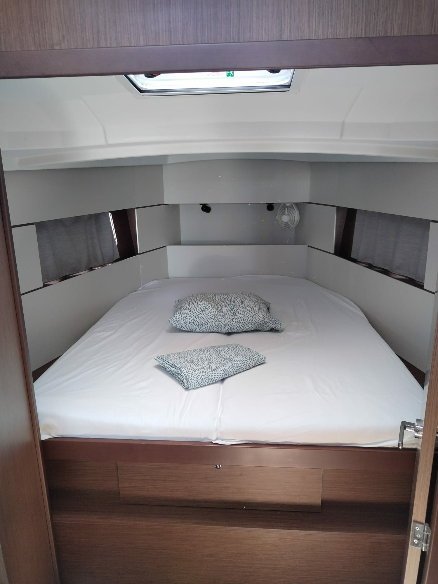 Beneteau Oceanis 38.1 | Diana