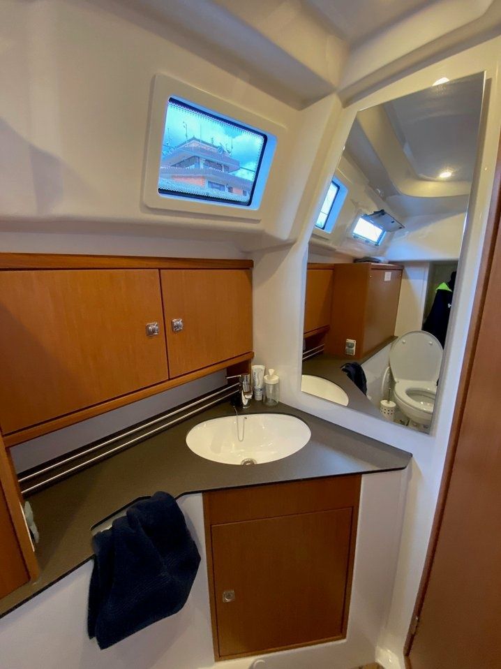 Bavaria Cruiser 34 | Luna 2