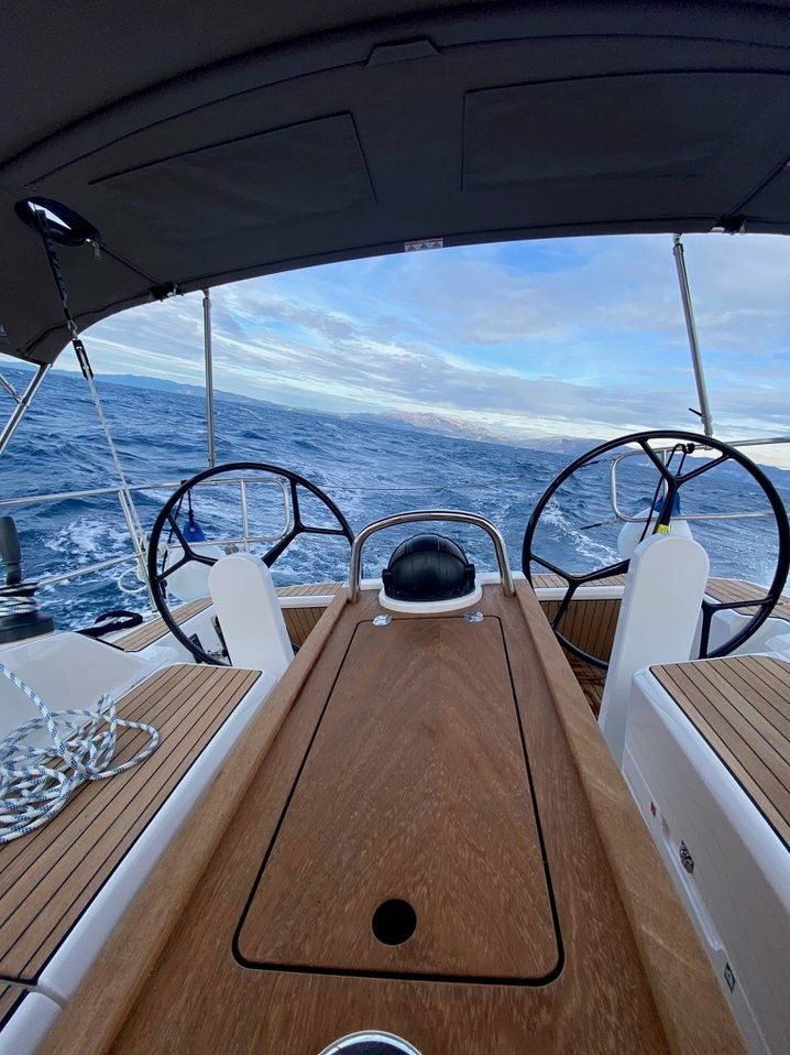Bavaria Cruiser 34 | Luna 2