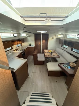 Beneteau Oceanis 46.1 | Athena 4