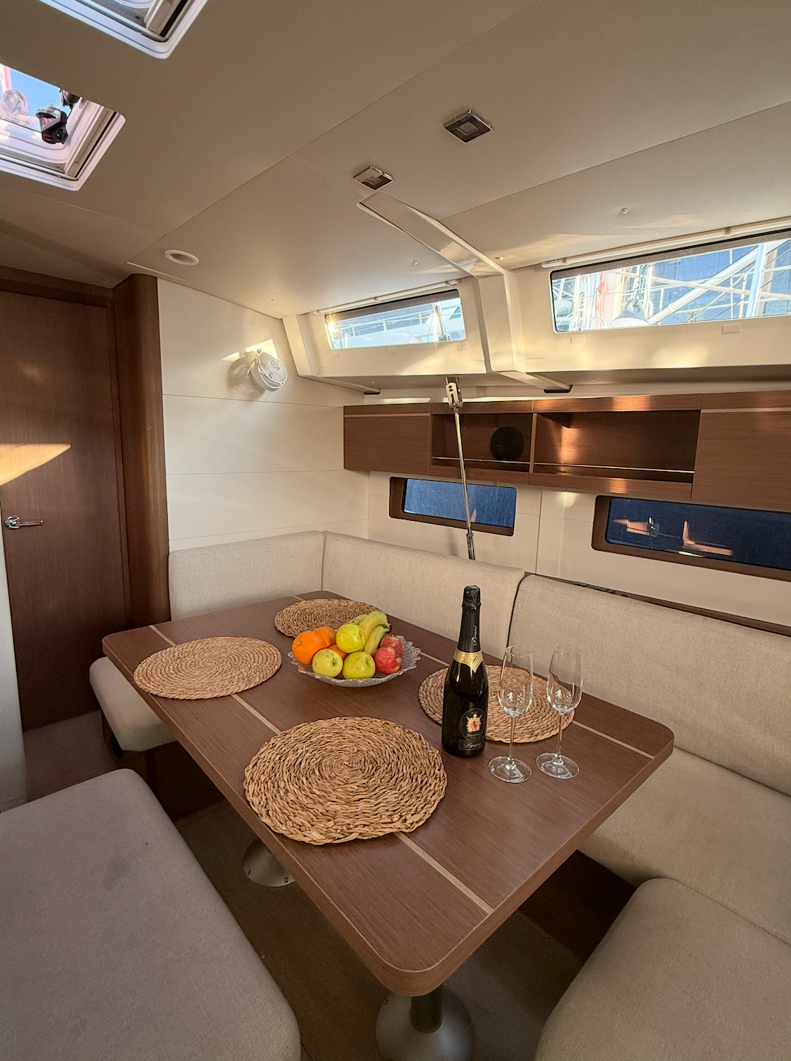 Beneteau Oceanis 46.1 | Athena 4