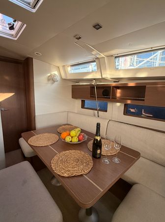 Beneteau Oceanis 46.1 | Athena 4