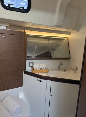Beneteau Oceanis 46.1 | Athena 5
