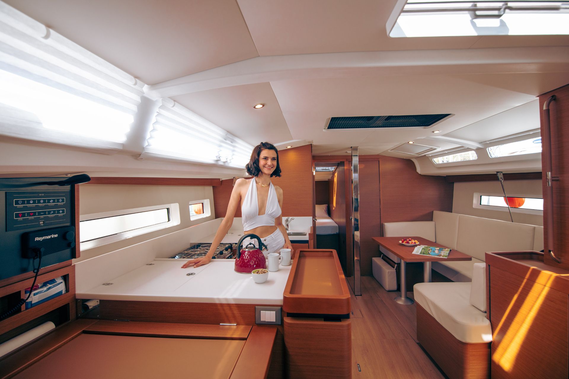 Jeanneau Sun Odyssey 440 | White Rabbit
